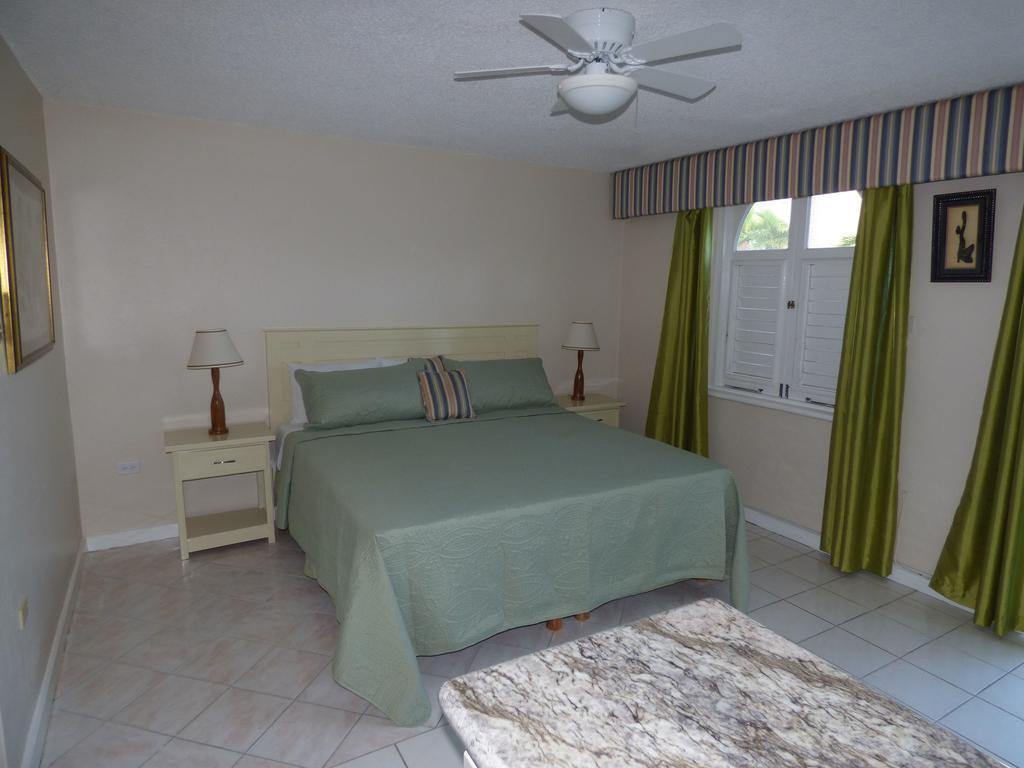 Beach Studio 18 Ocho Rios Exterior photo